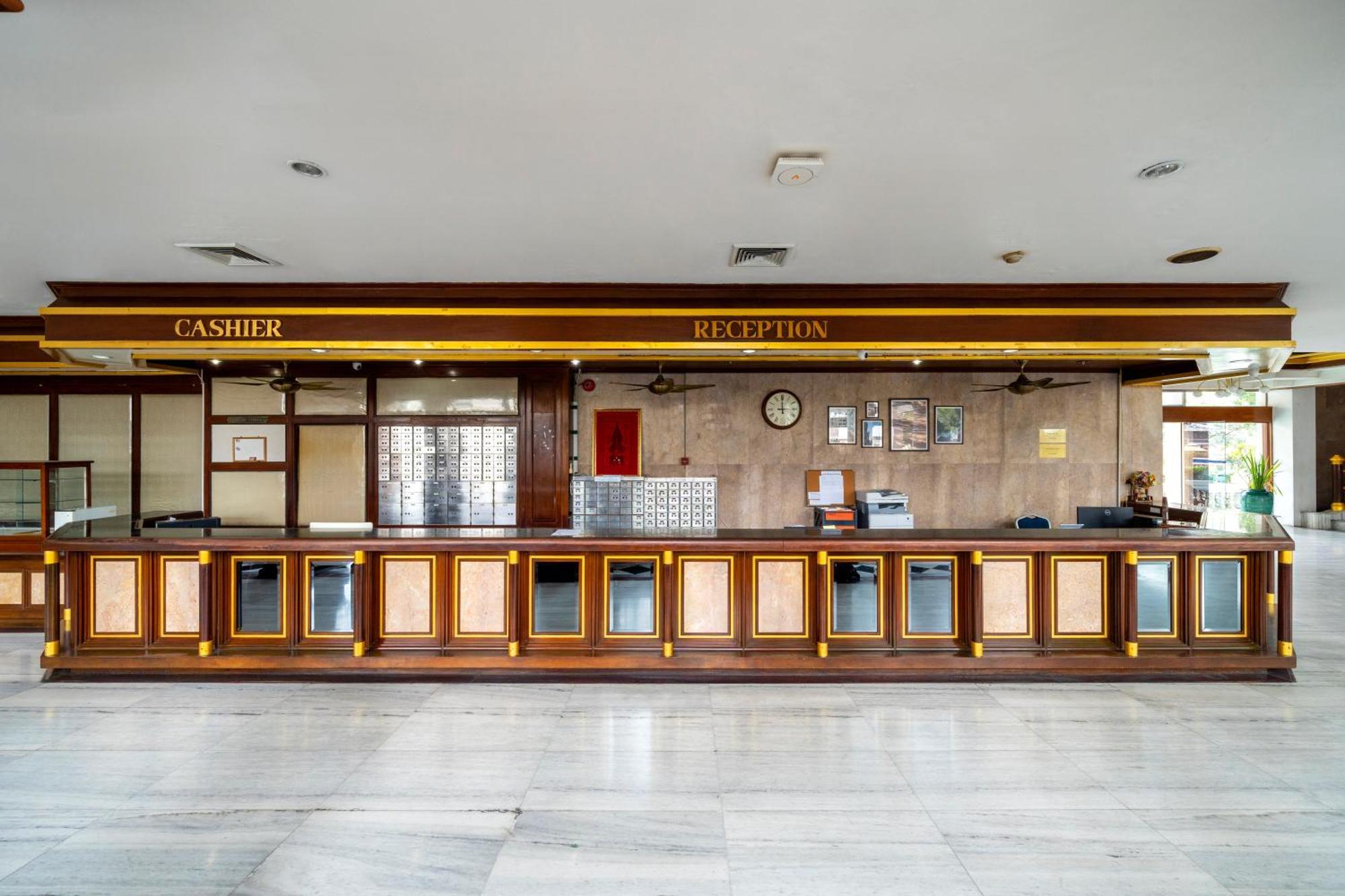 Welcome Plaza Hotel Pattaya Bagian luar foto
