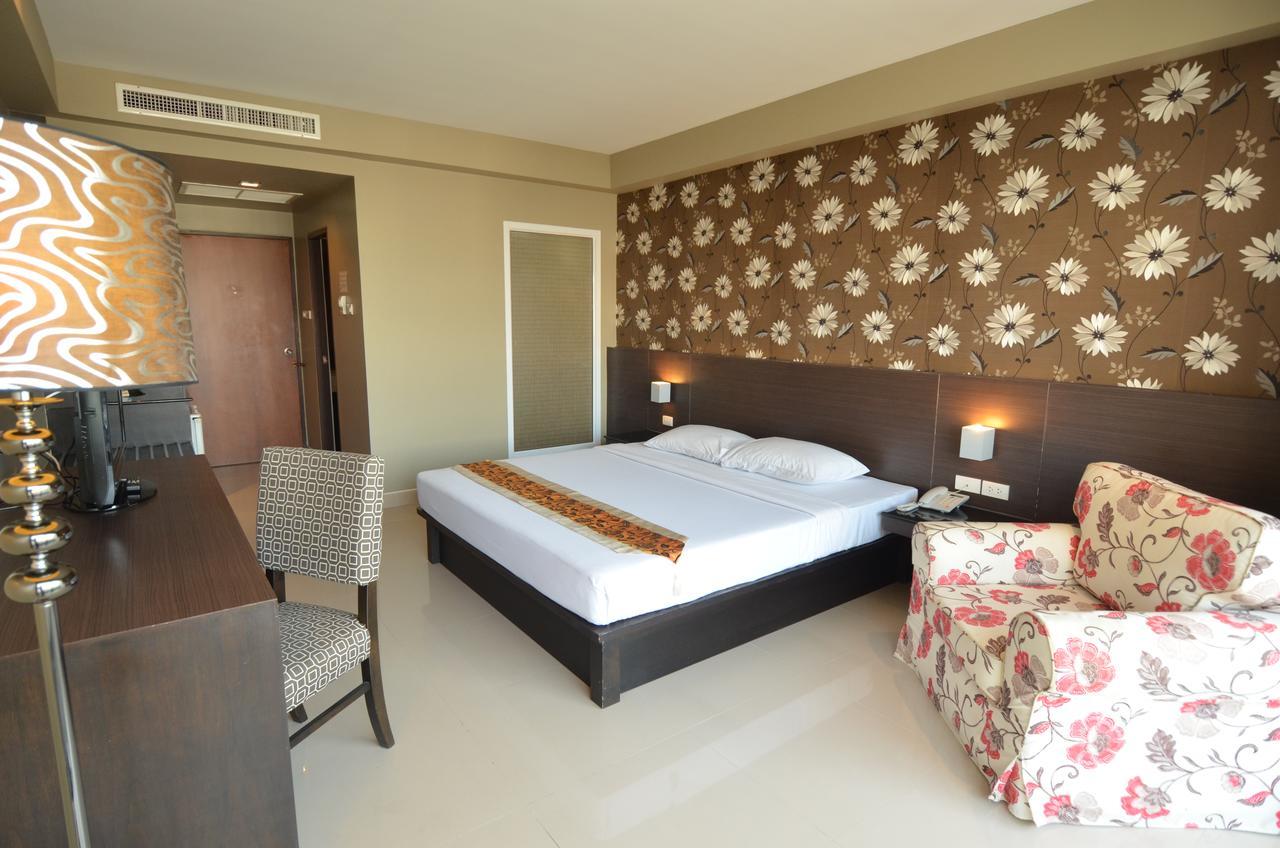 Welcome Plaza Hotel Pattaya Bagian luar foto
