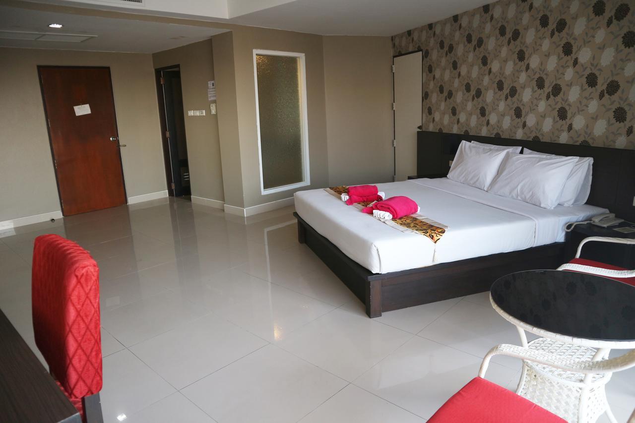 Welcome Plaza Hotel Pattaya Bagian luar foto